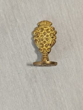 Vintage Wax Stamp "T" Initial - Gold Tone Ornate Made In Italy
